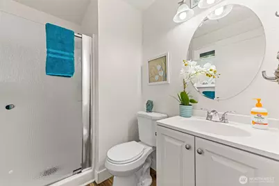 304 Olympia Street E, Rainier, WA 98576 - Photo 13