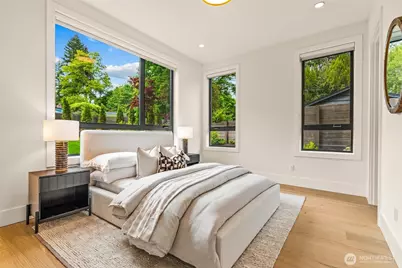 8458 NE 9th Street, Medina, WA 98039 - Photo 15