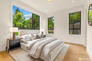 8458 NE 9th St, Medina, WA 98039 - Photo 15