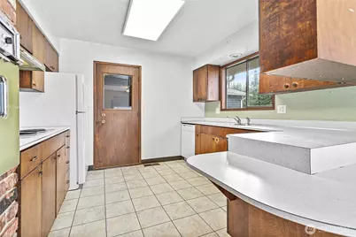 2109 Ontario Street, Bellingham, WA 98229 - Photo 9