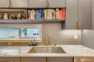 3649 Francis Ave N, Seattle, WA 98103 - Photo 5