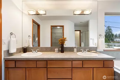 18722 3rd Avenue W, Bothell, WA 98012 - Photo 19