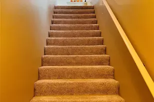 748 241st Ln SE, Sammamish, WA 98074 - Photo 3