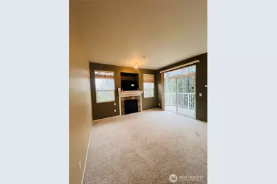 748 241st Lane SE, Sammamish, WA 98074 - Photo 9