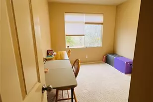 748 241st Ln SE, Sammamish, WA 98074 - Photo 11