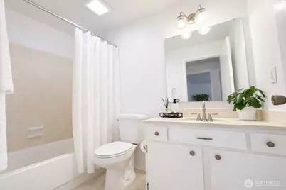 318 S 174th Place #K, Burien, WA 98148 - Photo 5