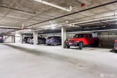 8573 Mary Avenue NW, Seattle, WA 98117 - Photo 31