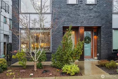 4272 SW Bradford Street, Seattle, WA 98116 - Photo 3