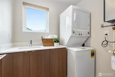 4272 SW Bradford Street, Seattle, WA 98116 - Photo 25