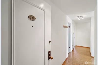 1964 26th Avenue W #203, Seattle, WA 98199 - Photo 3