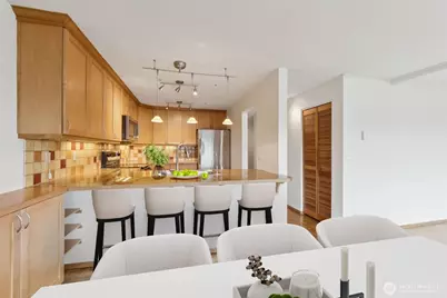 1964 26th Avenue W #203, Seattle, WA 98199 - Photo 11