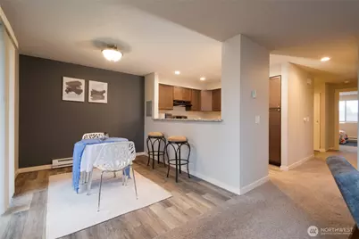 1327 S Puget Drive #F-27, Renton, WA 98055 - Photo 5