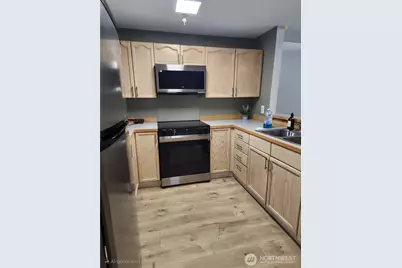 901 Sunset Boulevard NE #210, Renton, WA 98056 - Photo 3