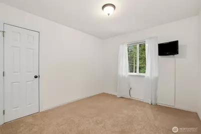 12722 247th Street E, Graham, WA 98338 - Photo 17