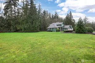 12722 247th St E, Graham, WA 98338 - Photo 35