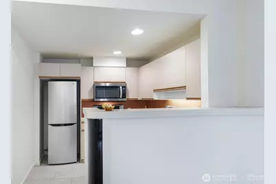 98 Union Street #408, Seattle, WA 98101 - Photo 9