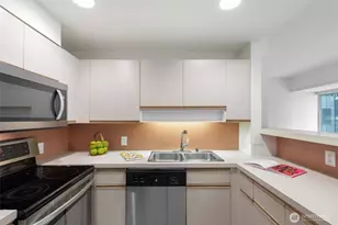 98 Union St, Seattle, WA 98101 - Photo 11