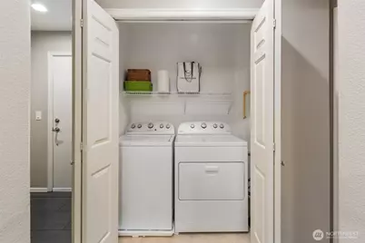 18501 SE Newport Way #H236, Issaquah, WA 98027 - Photo 15