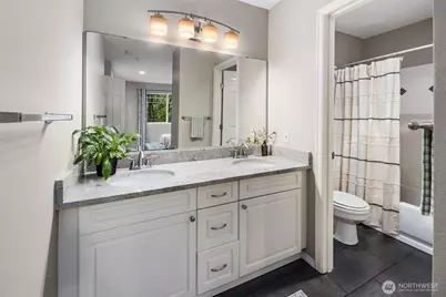 18501 SE Newport Way #H236, Issaquah, WA 98027 - Photo 11