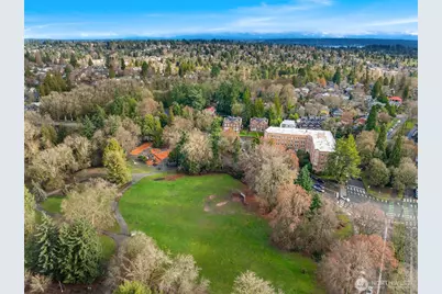 5810 Cowen Place NE #106, Seattle, WA 98105 - Photo 27