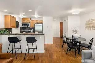 512 10th Ave E, Seattle, WA 98102 - Photo 7