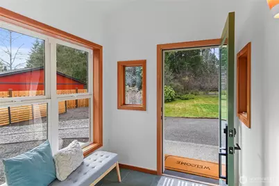 6133 NE Lariat Loop, Bainbridge Island, WA 98110 - Photo 9