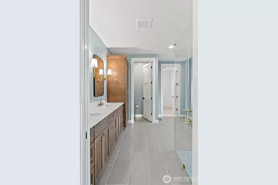 12107 Mundy Loss Road E, Buckley, WA 98321 - Photo 17