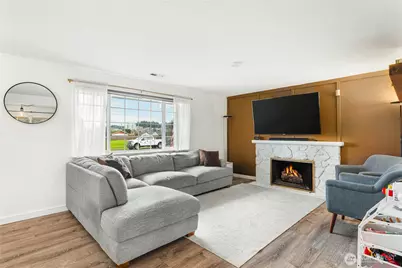 924 9th Street SW, Puyallup, WA 98371 - Photo 9