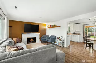 924 9th St SW, Puyallup, WA 98371 - Photo 7