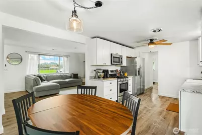 924 9th Street SW, Puyallup, WA 98371 - Photo 15