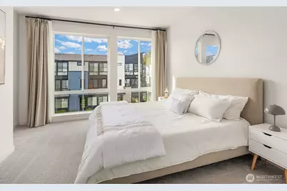 21822 25th Avenue SE #B, Bothell, WA 98021 - Photo 21