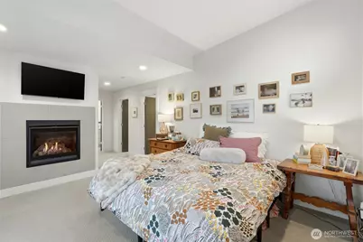 5634 Fauntleroy Way SW #A, Seattle, WA 98136 - Photo 29