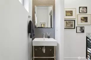 5634 Fauntleroy Wy SW, Seattle, WA 98136 - Photo 27