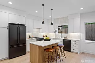 11220 115th Pl NE, Kirkland, WA 98033 - Photo 13