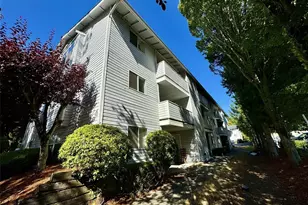 13232 Ambaum Blvd SW, Burien, WA 98146 - Photo 9