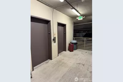 4547 8th Avenue NE #414, Seattle, WA 98105 - Photo 23