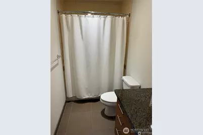 4547 8th Avenue NE #414, Seattle, WA 98105 - Photo 17