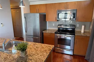 4547 8th Ave NE, Seattle, WA 98105 - Photo 5