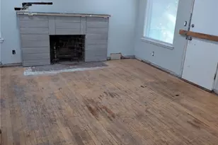 6925 52nd Ave S, Seattle, WA 98118 - Photo 3