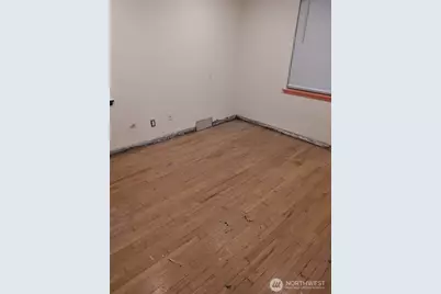 6925 52nd Avenue S, Seattle, WA 98118 - Photo 7