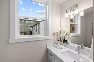 10410 2nd Pl SW, Seattle, WA 98146 - Photo 13