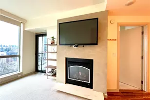 10610 NE 9th Pl, Bellevue, WA 98004 - Photo 13