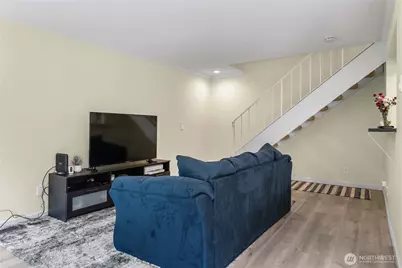 2822 Garden Court #B, Steilacoom, WA 98388 - Photo 5