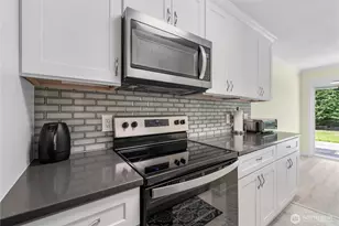 2822 Garden Ct, Steilacoom, WA 98388 - Photo 9