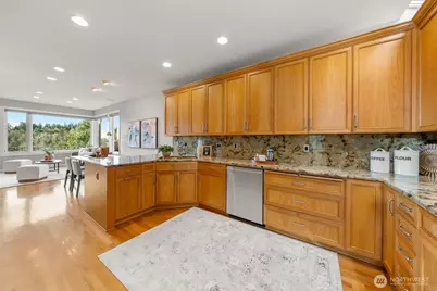 3308 81st Place SE #C, Mercer Island, WA 98040 - Photo 9