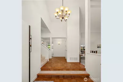 15710 SE 46th Way, Bellevue, WA 98006 - Photo 3