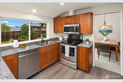 15710 SE 46th Way, Bellevue, WA 98006 - Photo 11