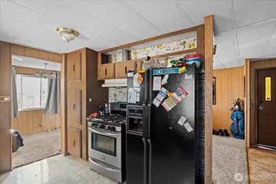 14322 Admiralty Way #9, Lynnwood, WA 98087 - Photo 11