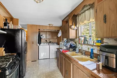 14322 Admiralty Way #9, Lynnwood, WA 98087 - Photo 13