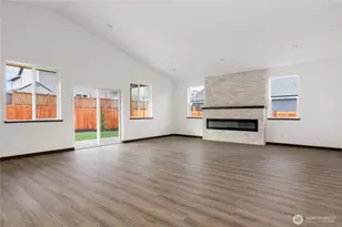 865 NW Shire St, Oak Harbor, WA 98277 - Photo 7